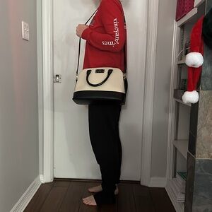 Kate Spade tote purse. Barely used!